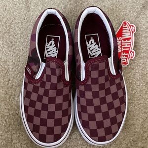 NWOT VANS Classic Slip-ons